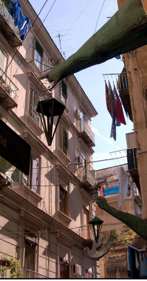 Appartamento Dimora Danicla Napoli Esterno foto