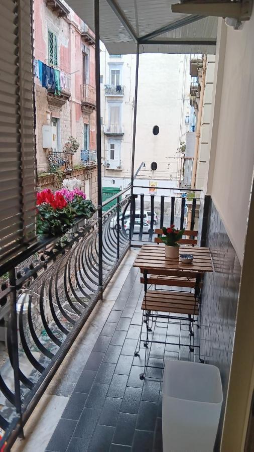 Appartamento Dimora Danicla Napoli Esterno foto