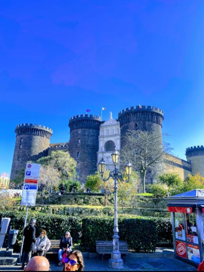 Appartamento Dimora Danicla Napoli Esterno foto