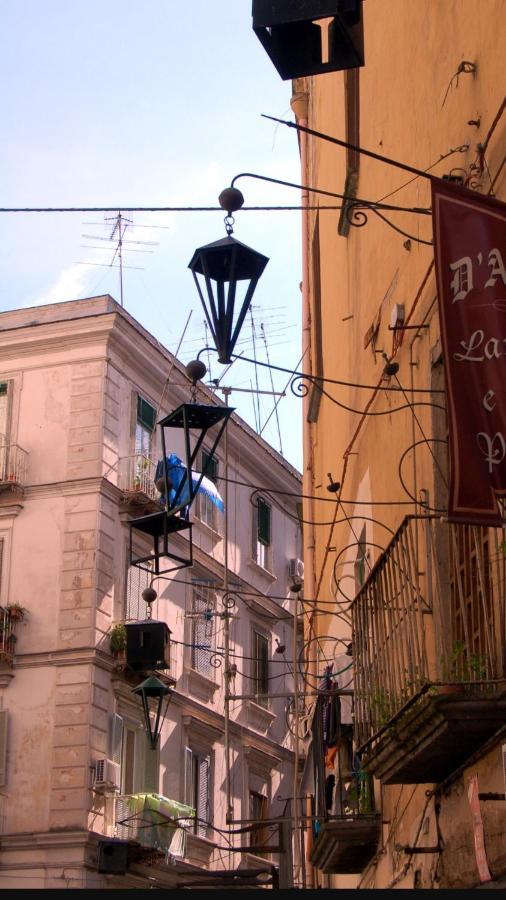 Appartamento Dimora Danicla Napoli Esterno foto