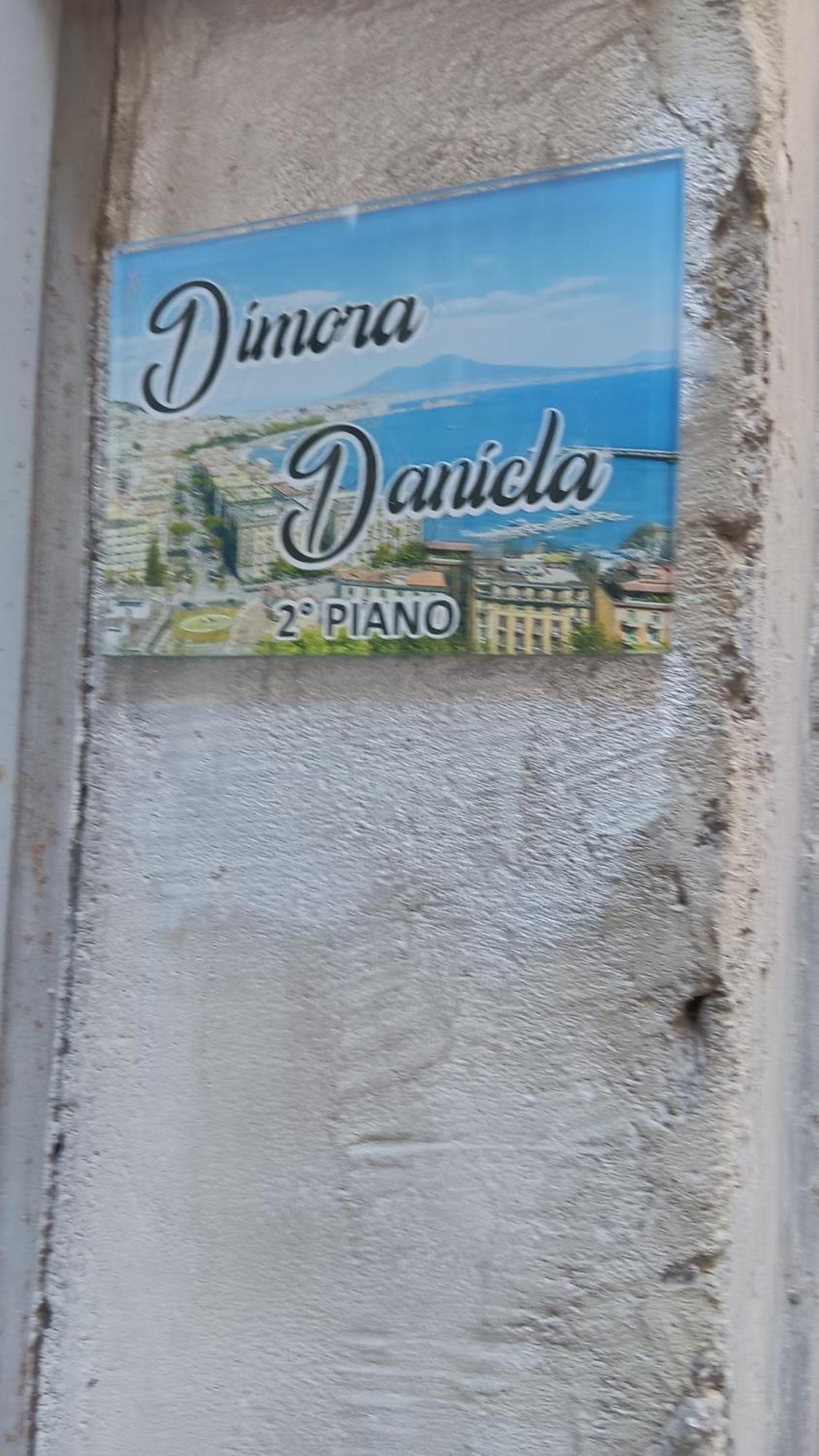 Appartamento Dimora Danicla Napoli Esterno foto